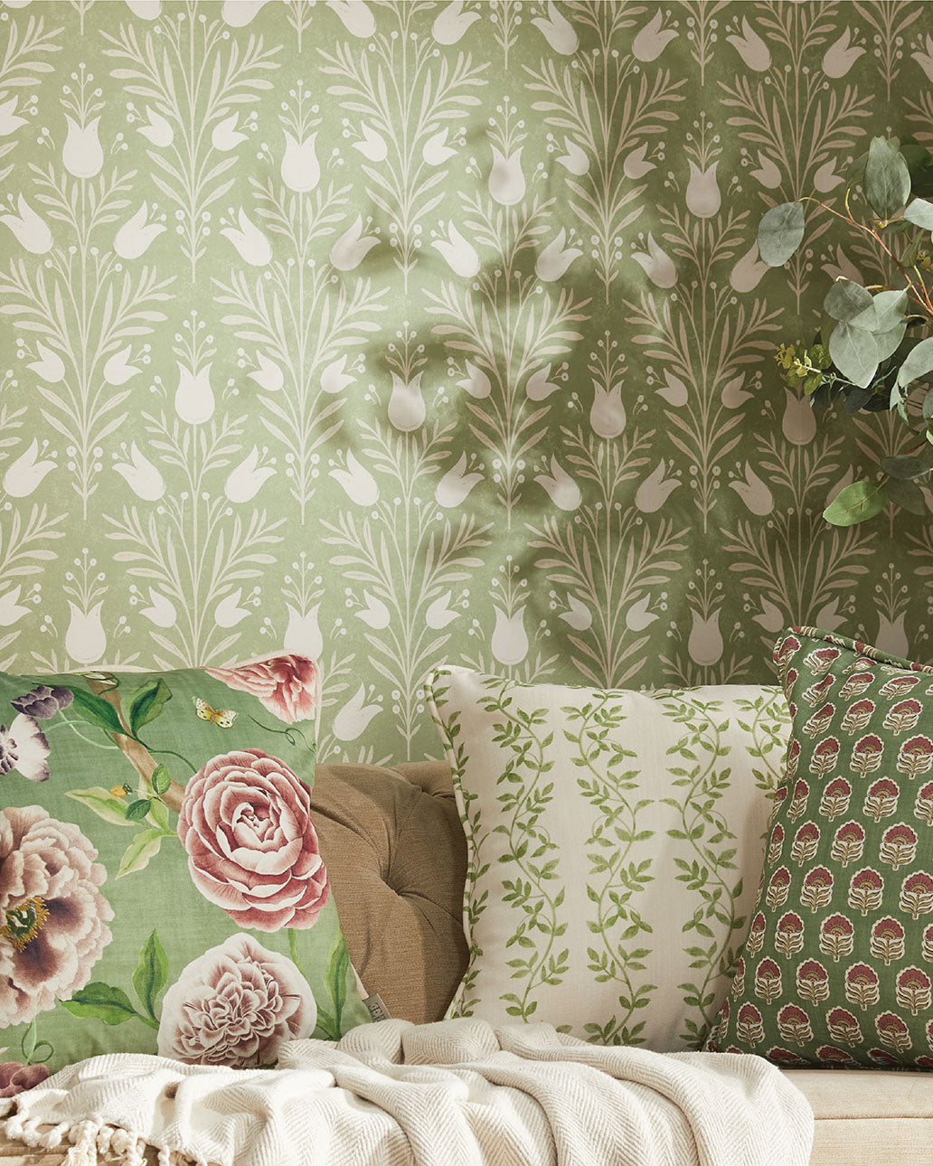 Heritage Tulip - Spring Green 100026EH