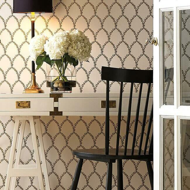 Rifle Paper Co Laurel Wallpaper- Gold & White RI5176