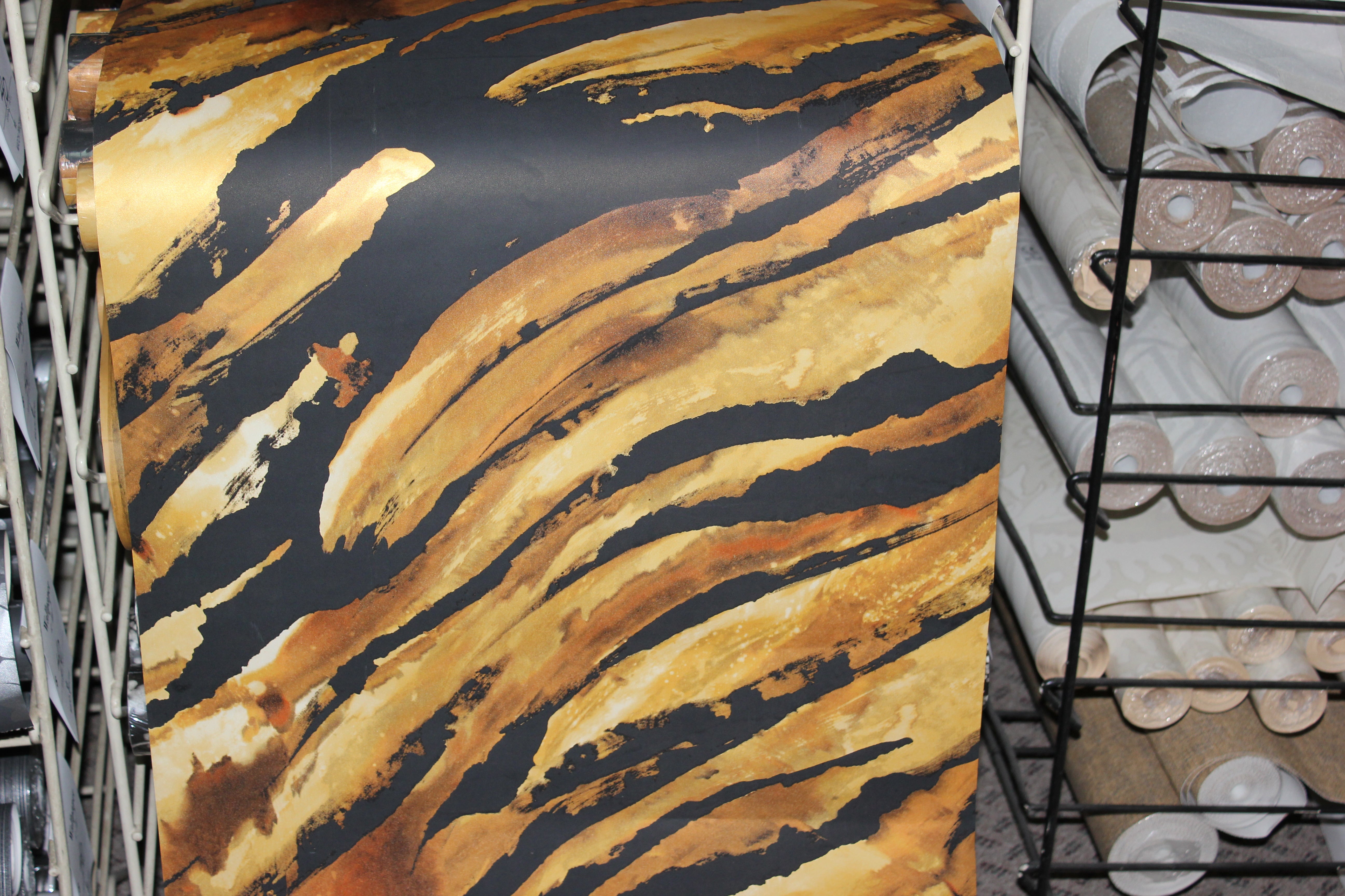 Modern Tiger Animal Print Seabrook Wallpaper LW41005