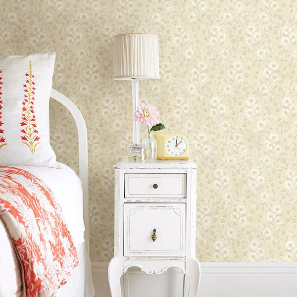 Patsy Beige Floral Wallpaper SCH13053/ 3119-13053