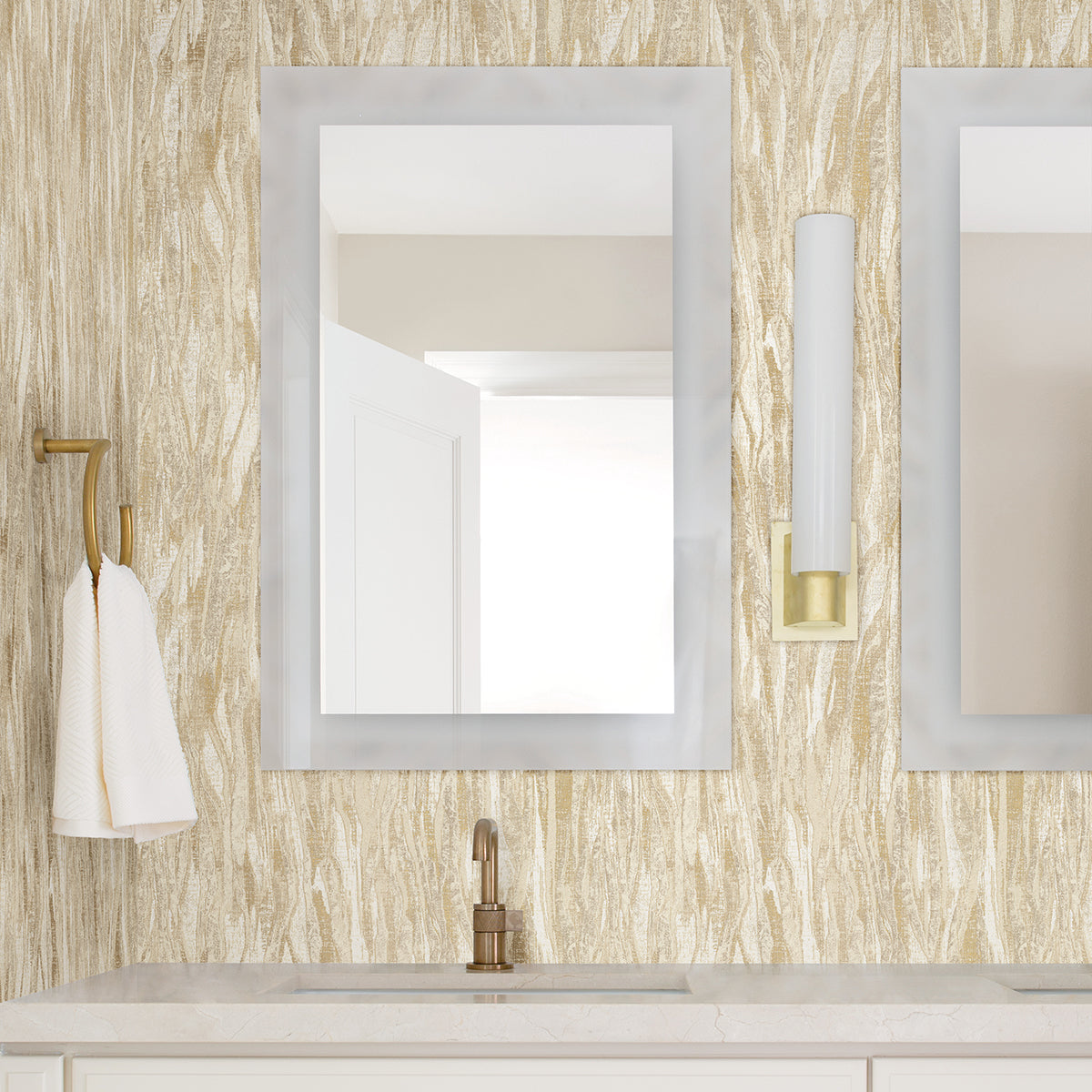 Suna Gold Woodgrain Wallpaper WL86486 / 4019-86486