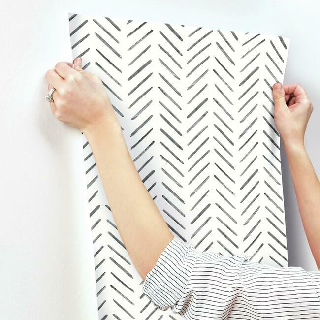 Painted Herringbone Wallpaper- Black CV4454