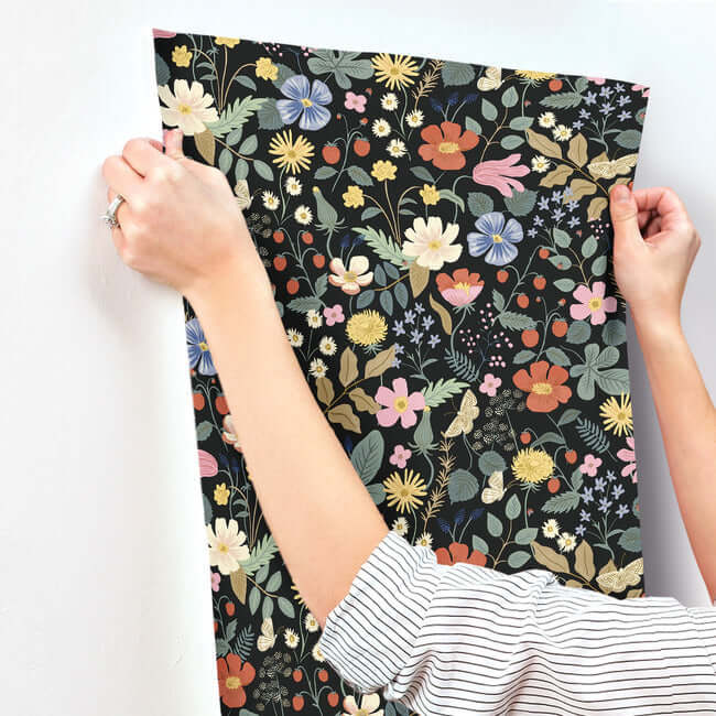 Rifle Paper Co. Strawberry Fields Wallpaper- Black RP7355