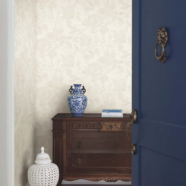 Brushstroke Floral Wallpaper- White/Pearl BL1734