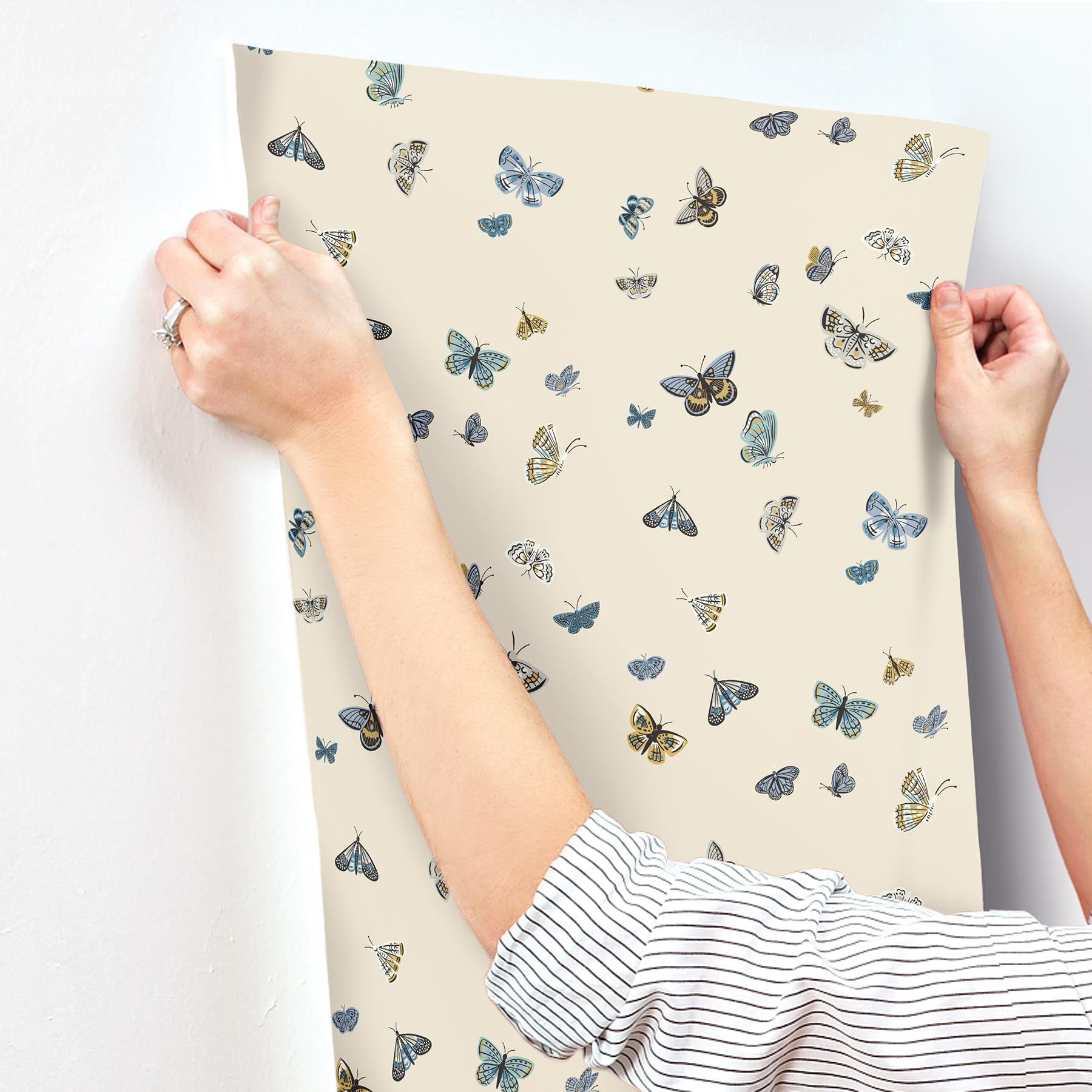 Rifle Paper Co. Butterfly House Wallpaper- Linen RF7412