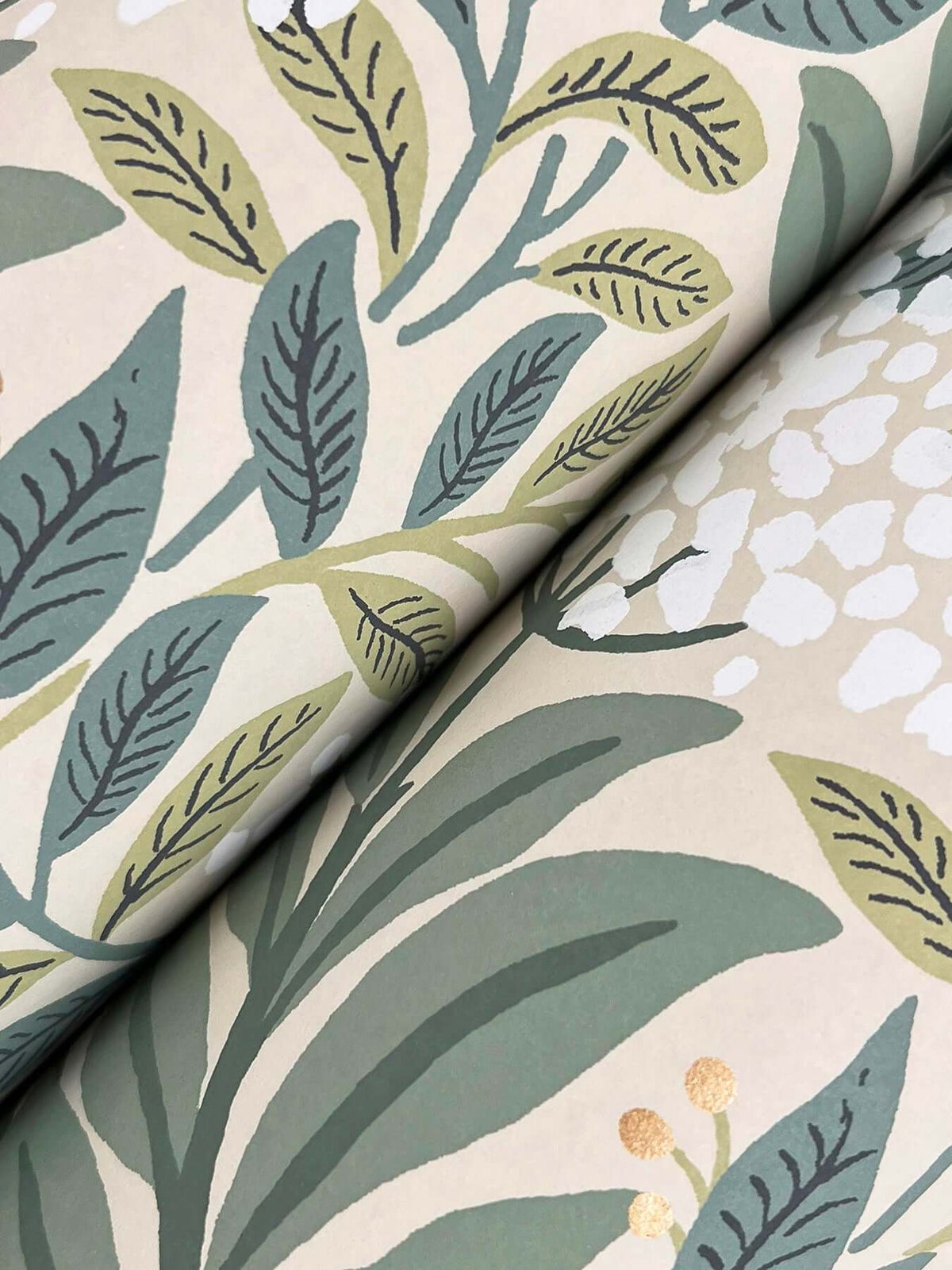 Rifle Paper Co Highgrove Wallpaper- Linen RF7502
