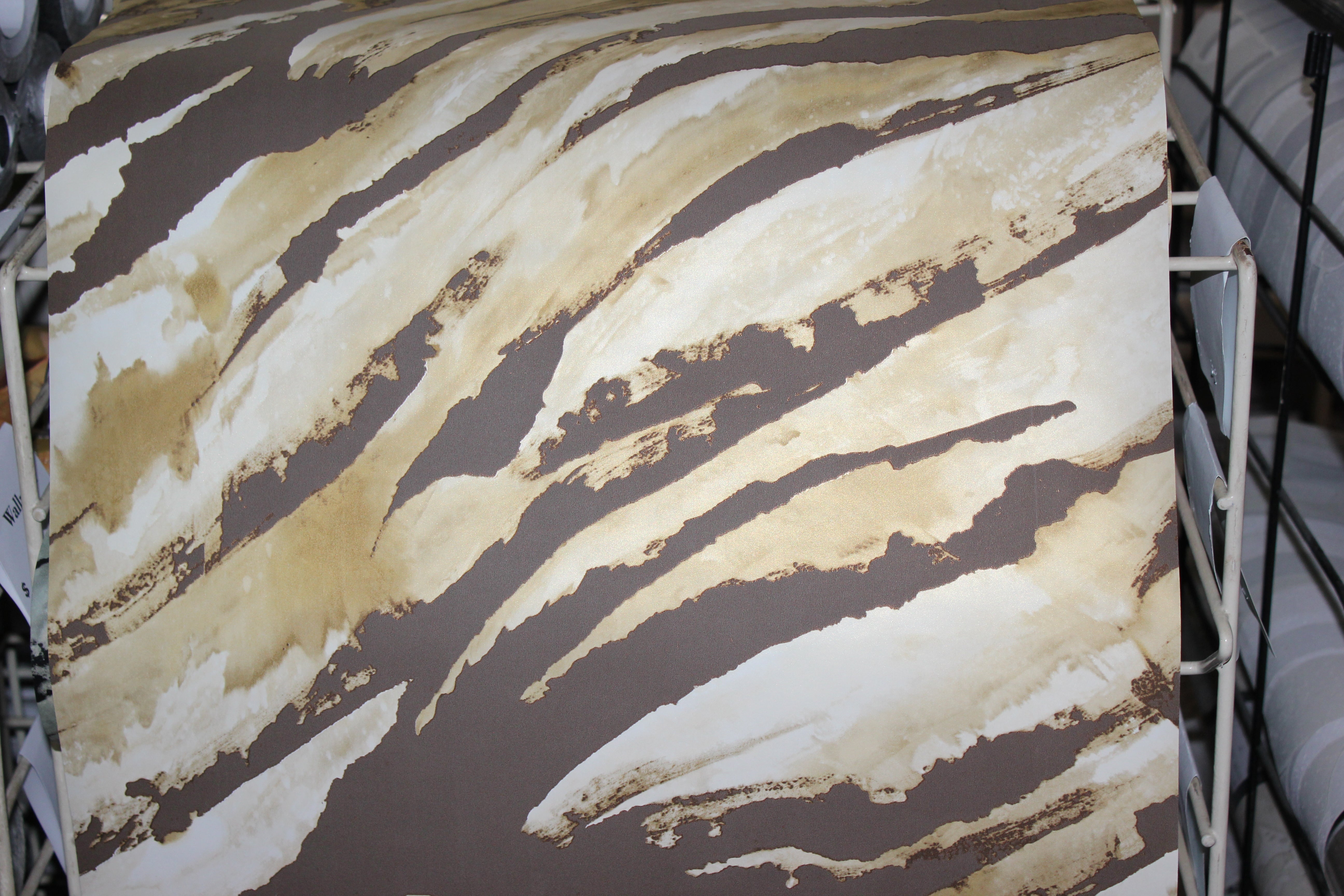 Brown Modern Tiger Stripe Wallpaper LW41007