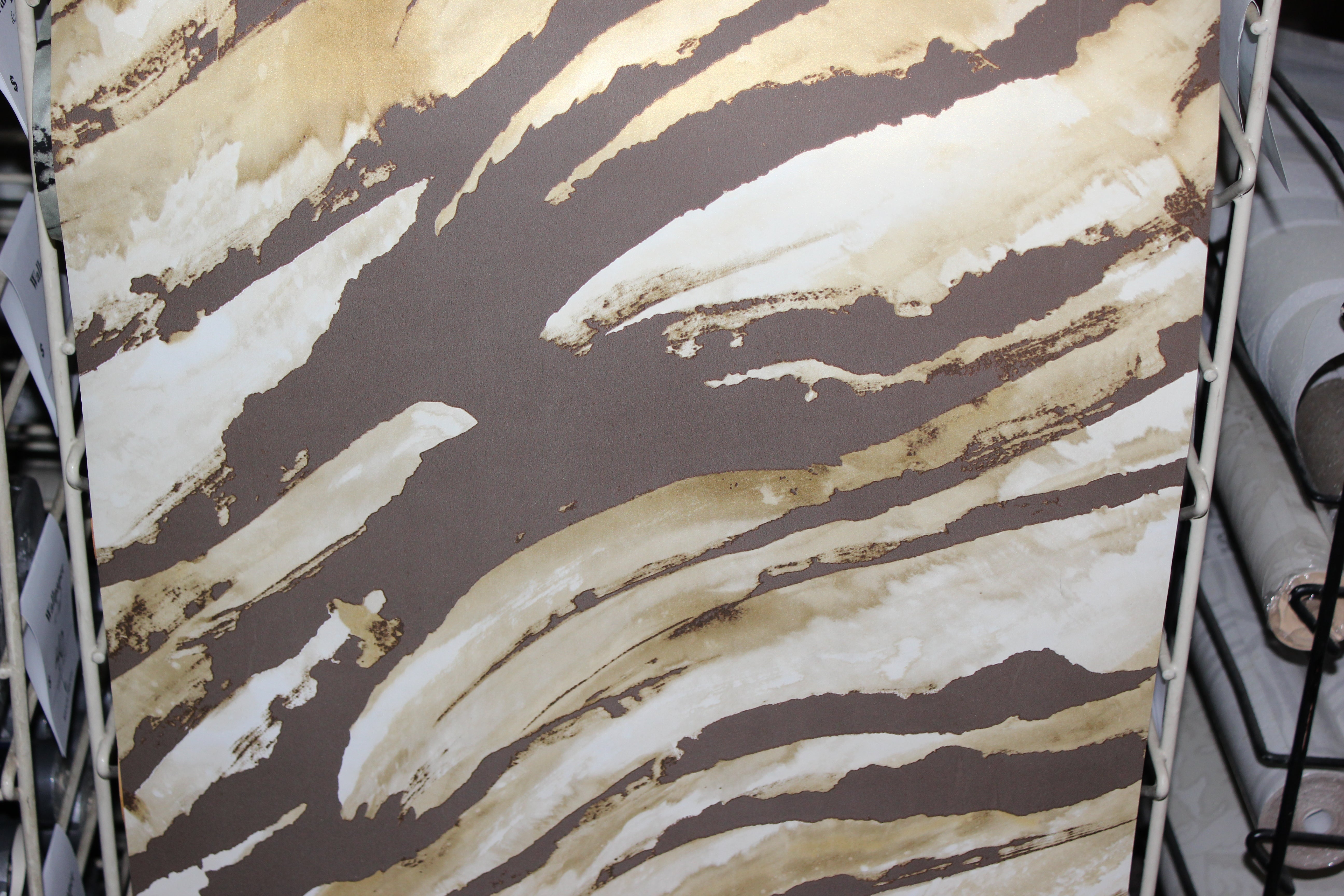 Brown Modern Tiger Stripe Wallpaper LW41007