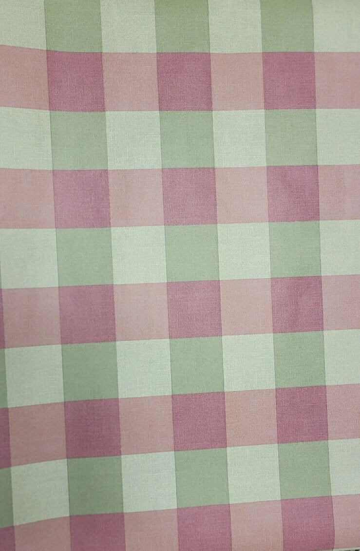 00002102 Pink & Green Checkers CLOSE OUT