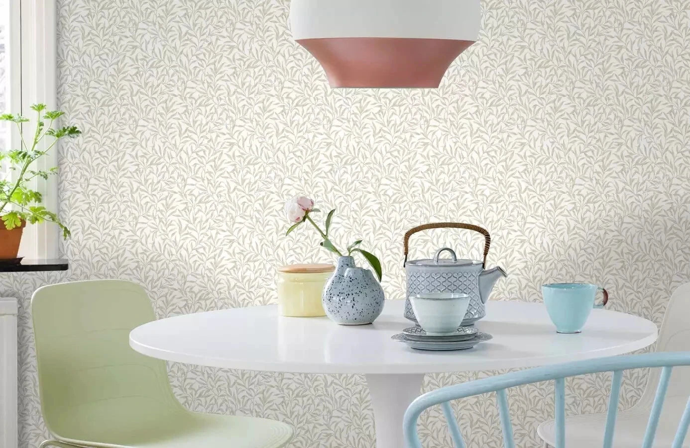 BRITISH HERITAGE KT20908 - WILLOW Stone Beige & Off White
